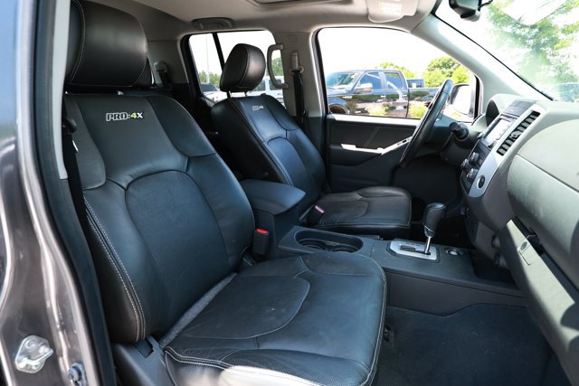 Used 2021 Nissan Frontier PRO-4X w/ Pro-4x Utility Package AWD/4WD image 30