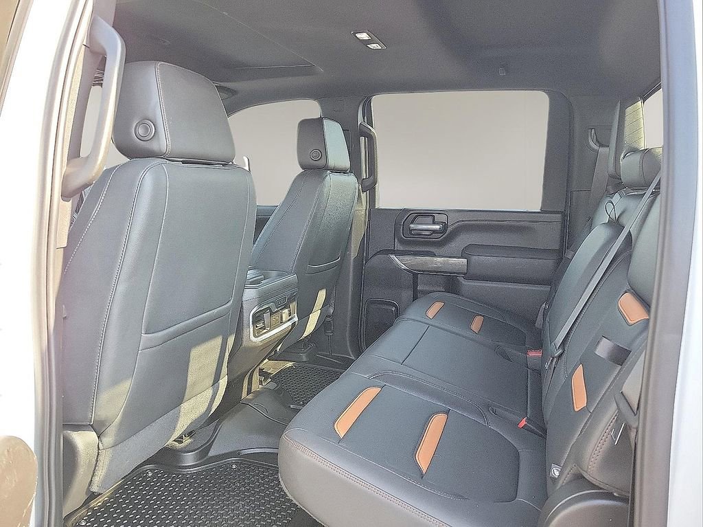Used 2023 GMC Sierra 2500 AT4 w/ AT4 Premium Plus Package image 9