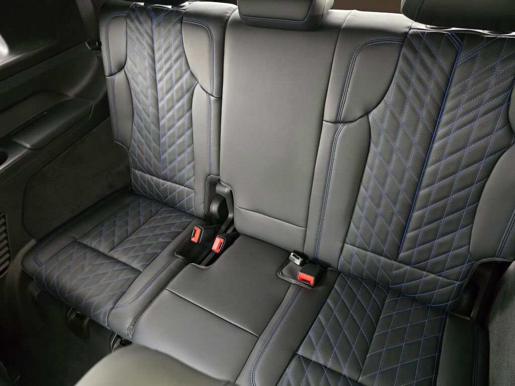 New 2025 Cadillac Escalade IQ Luxury 1 image 18