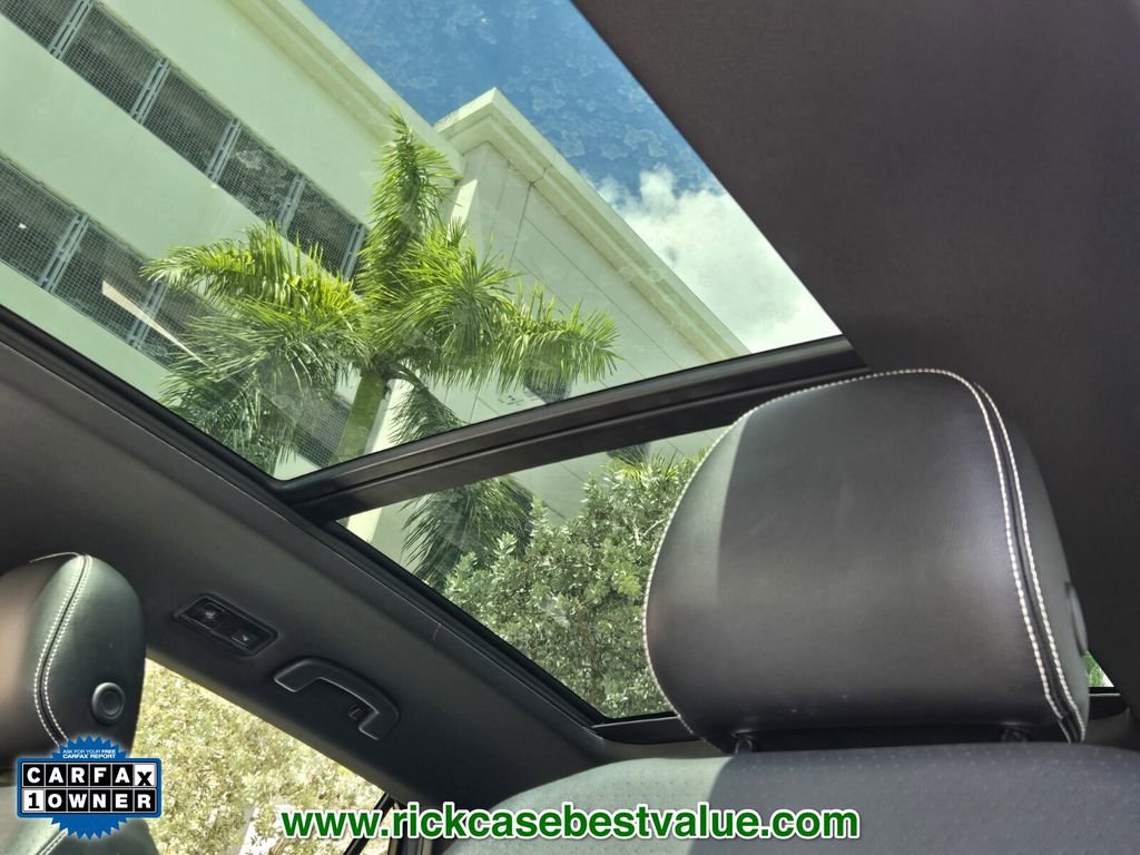 Used 2022 Volkswagen Atlas Cross Sport SE image 22