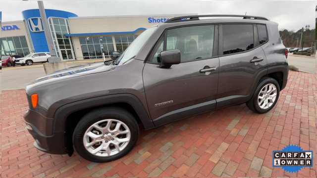 Used 2018 Jeep Renegade Latitude image 6