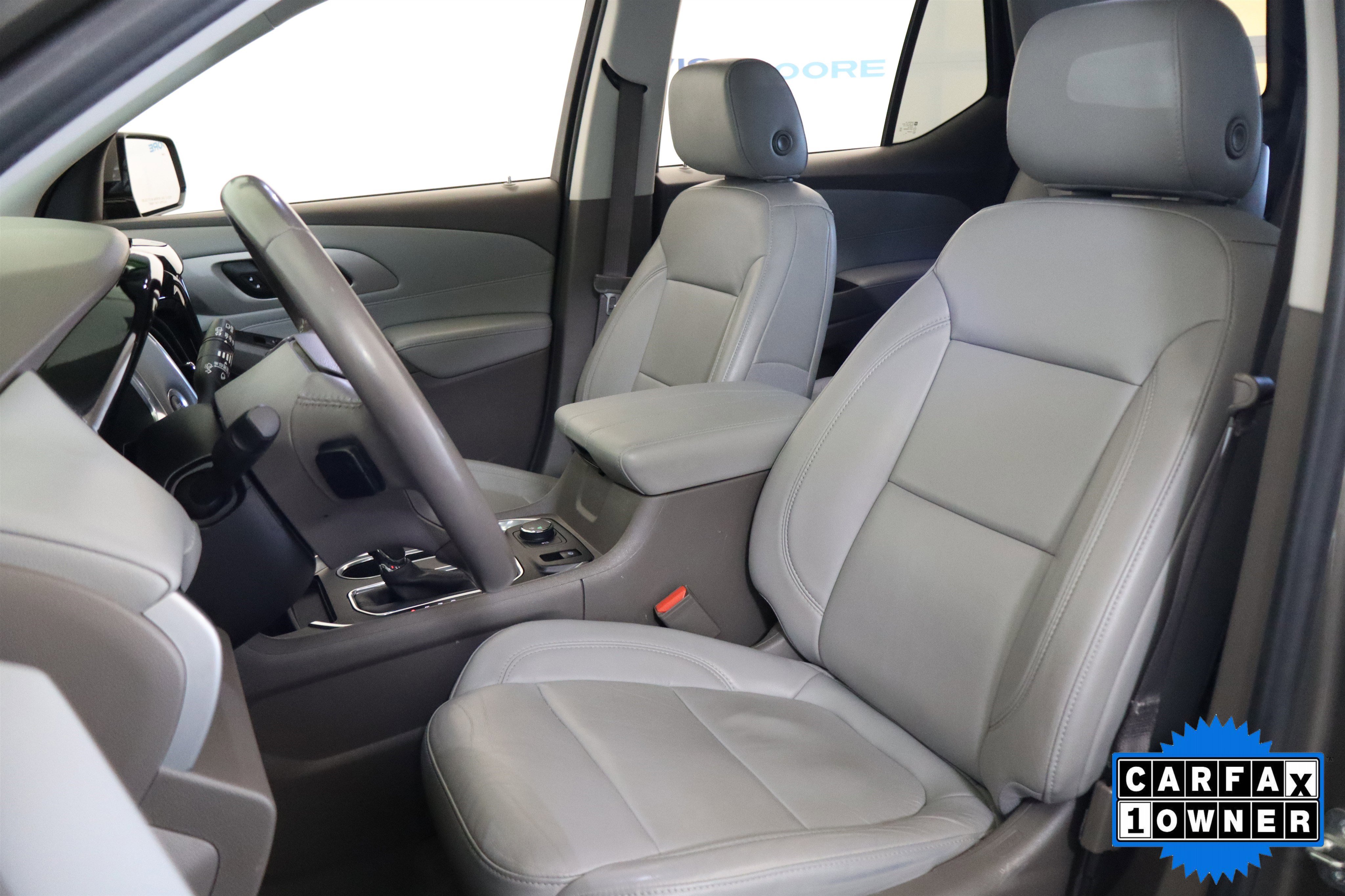 Used 2020 Chevrolet Traverse LT image 23