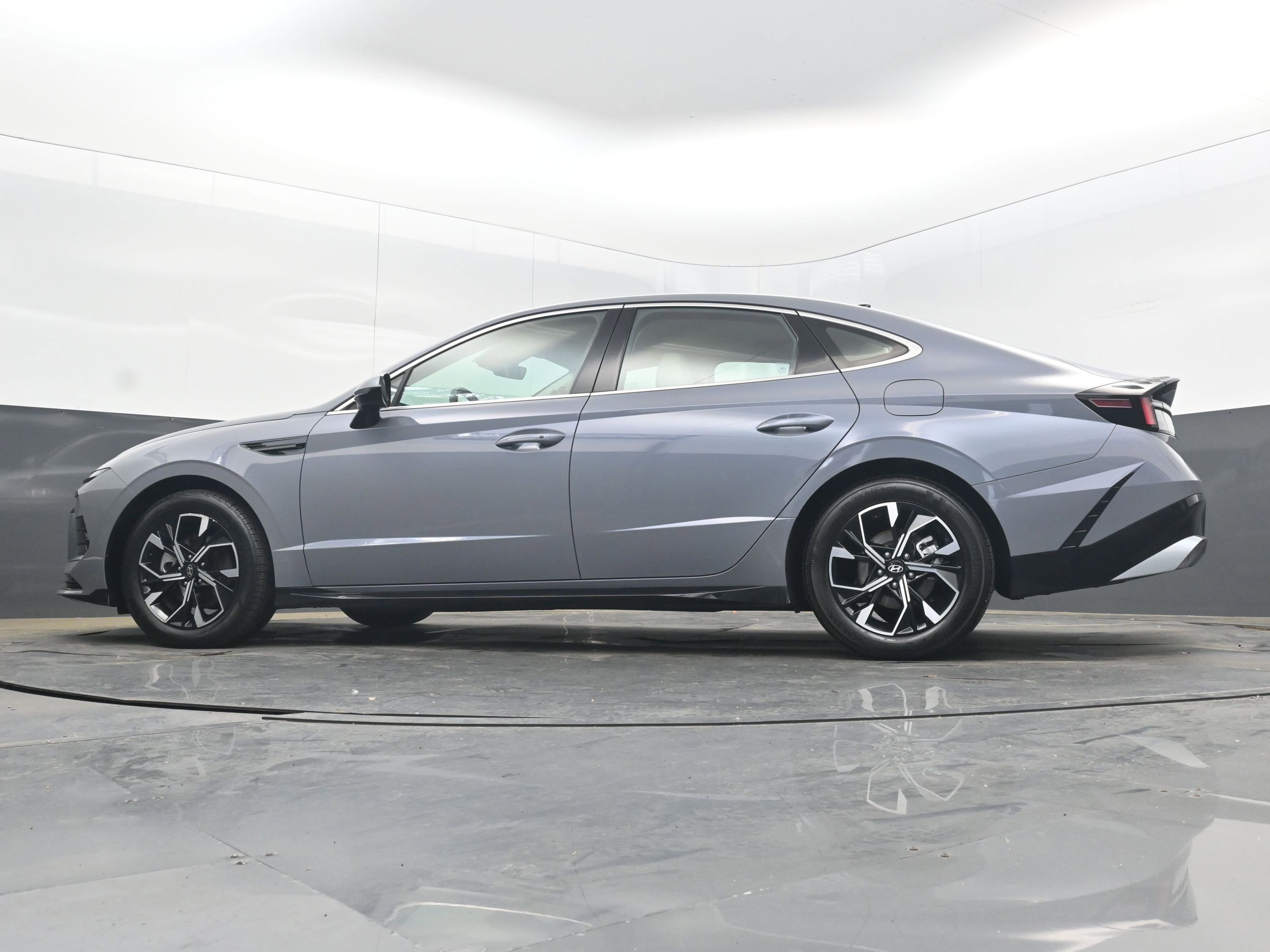 Used 2025 Hyundai Sonata SEL image 28