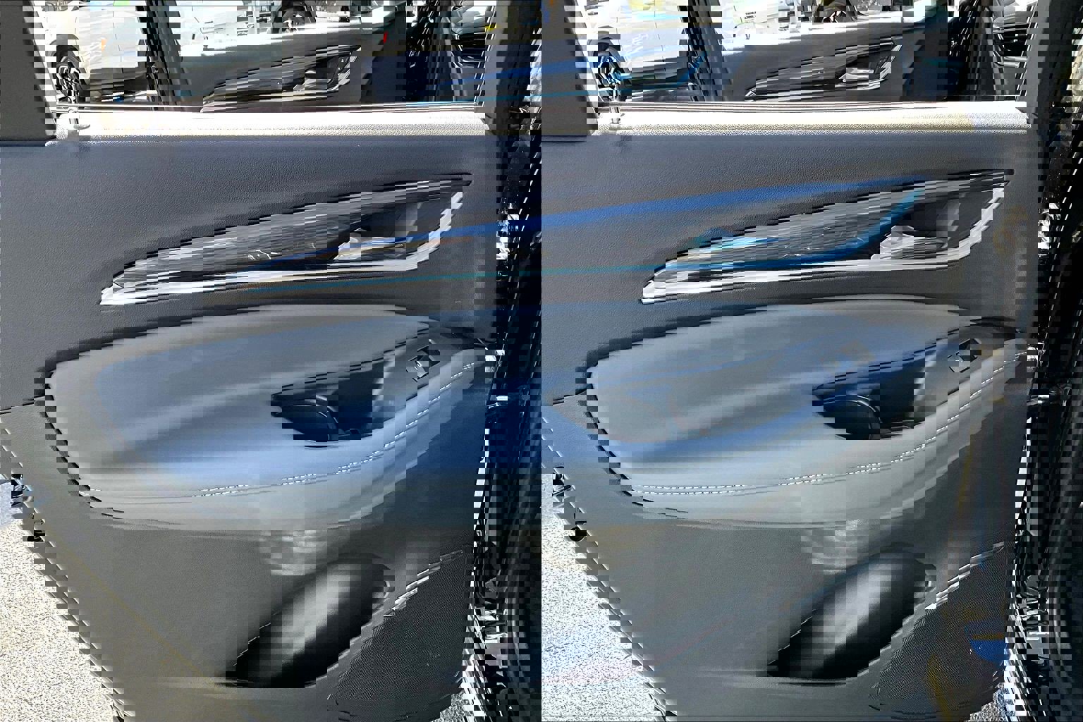 Certified 2023 Buick Enclave Essence w/ LPO, Floor Liner Package image 12