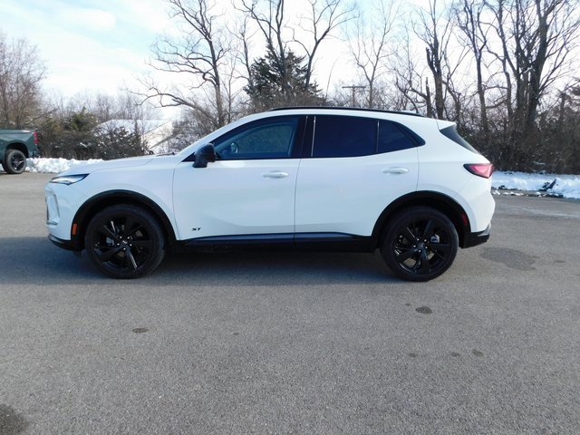 Used 2025 Buick Envision Sport Touring image 6