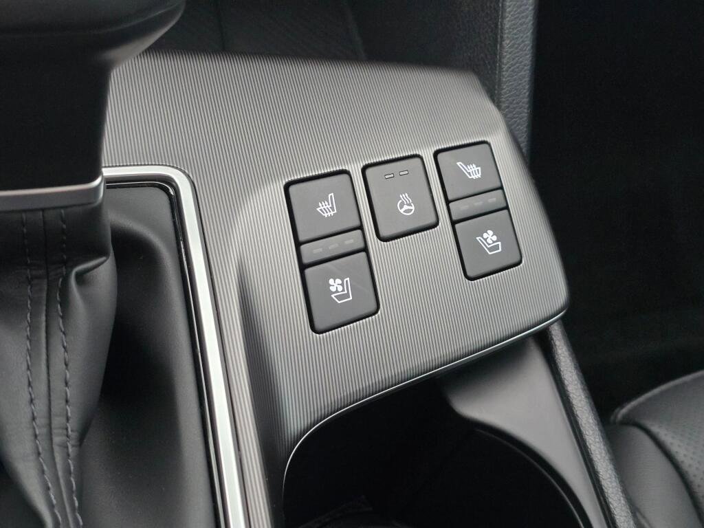 Used 2026 Kia Sportage SX image 51