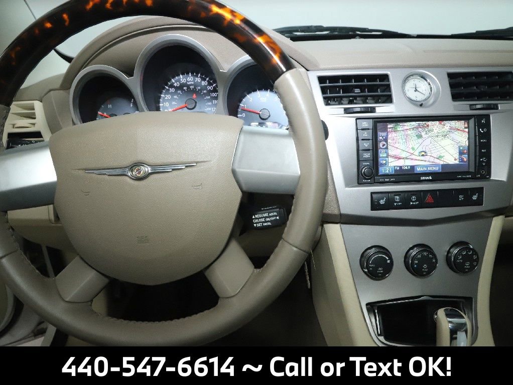 Used 2010 Chrysler Sebring Limited image 28