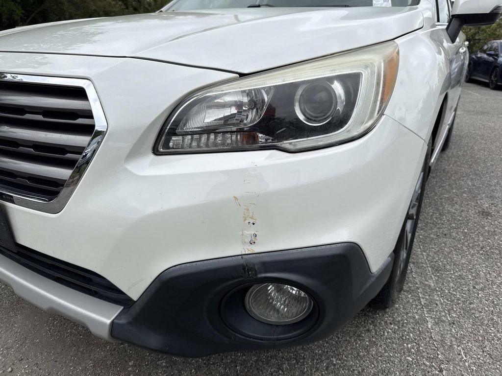 Used 2017 Subaru Outback 2.5i Touring AWD/4WD image 10