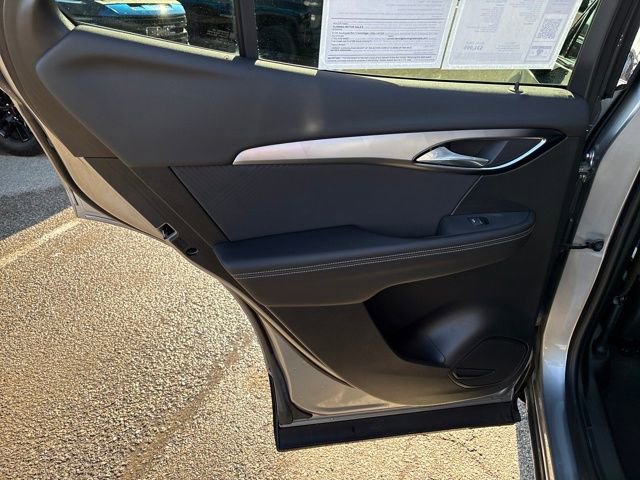 Used 2025 Buick Envision Sport Touring image 21