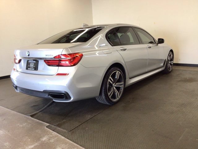 Used 2018 BMW 750i RWD image 4