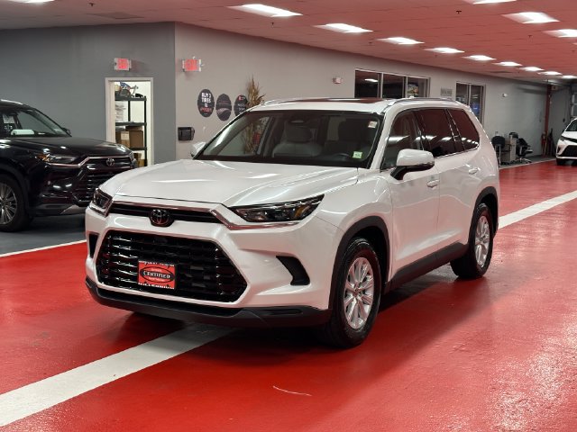 Certified 2025 Toyota Grand Highlander FWD image 7