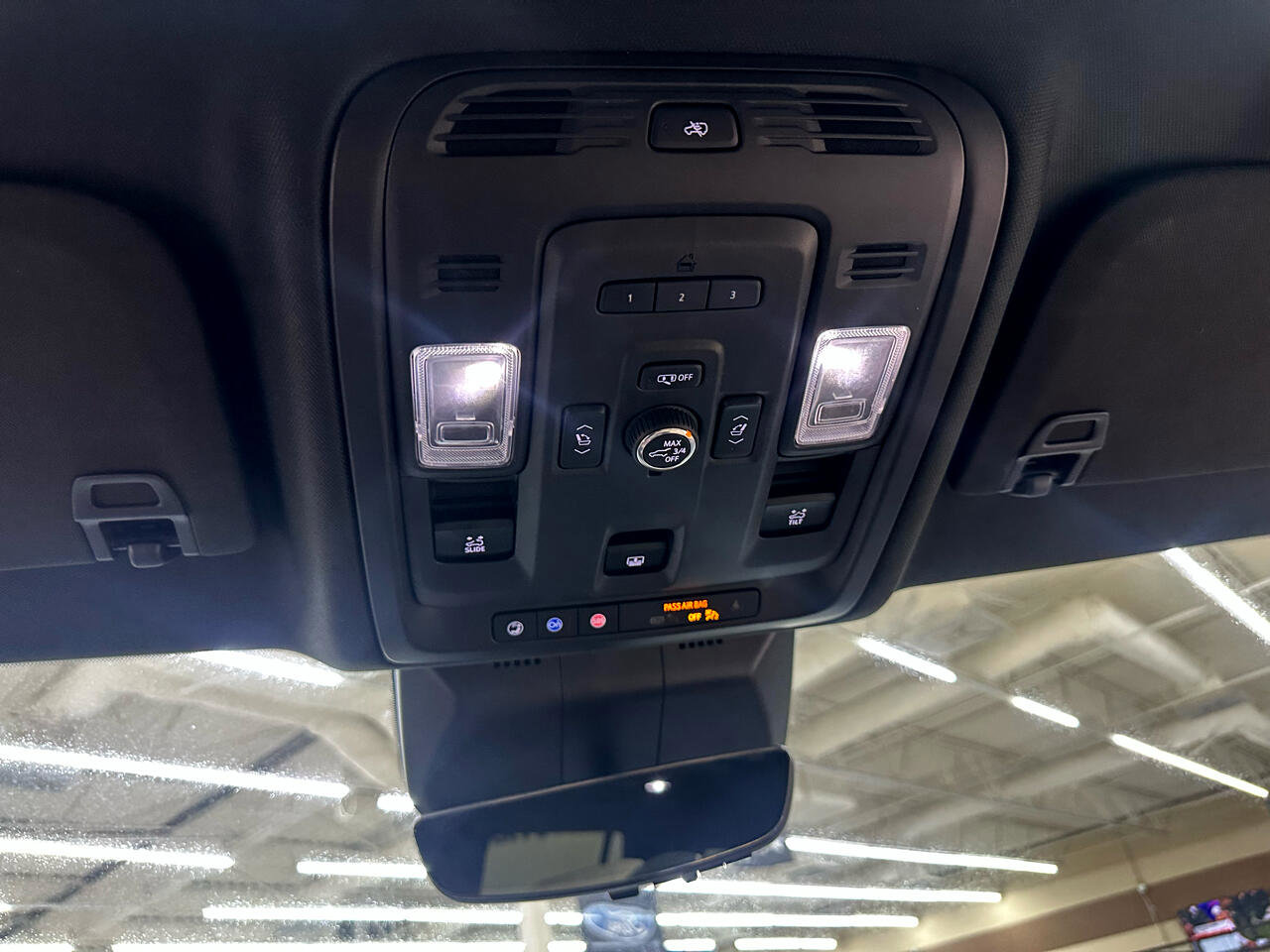 Used 2021 Cadillac Escalade Premium Luxury w/ Driver Assist Tech Package image 33