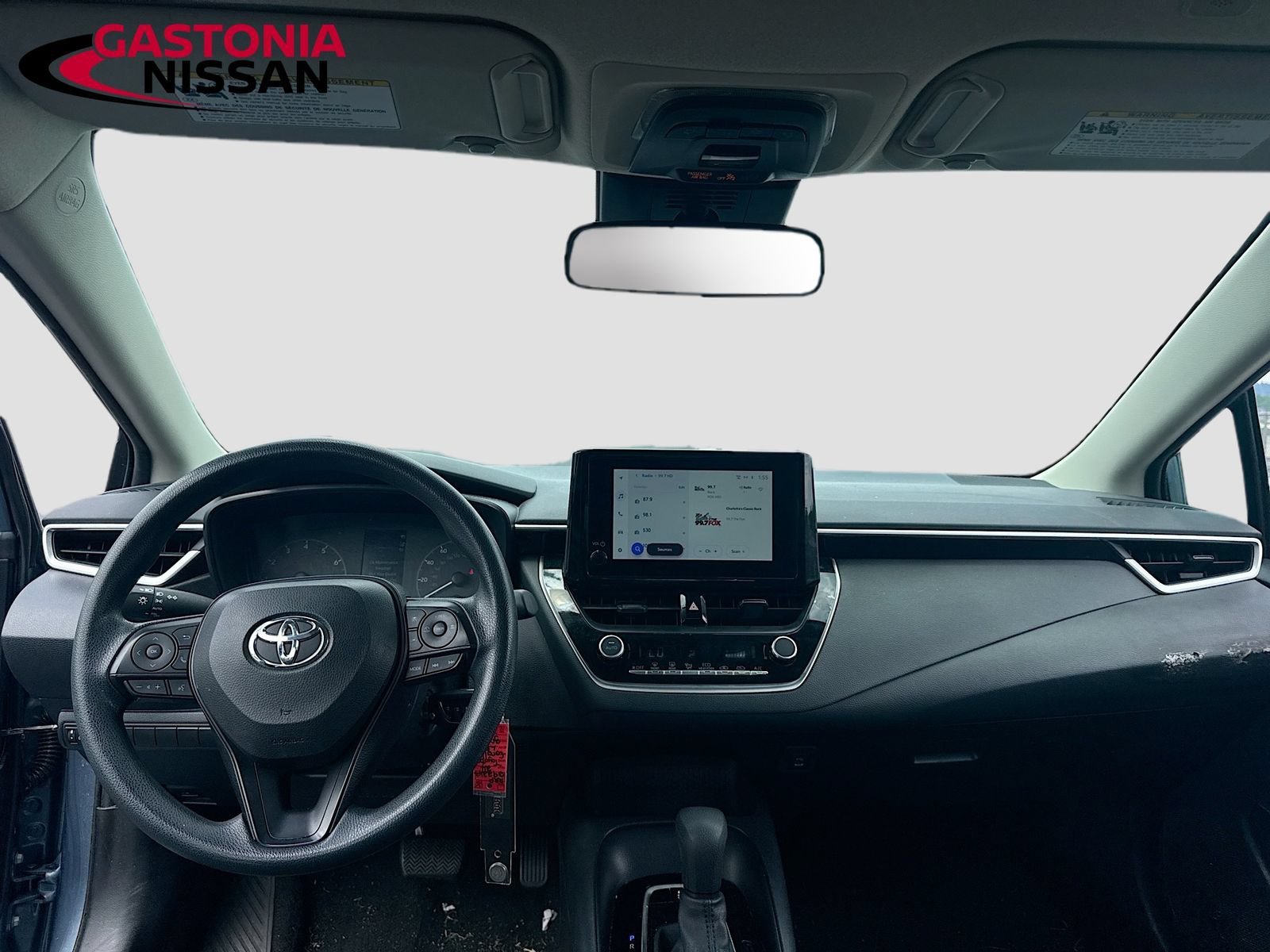 Used 2024 Toyota Corolla LE FWD image 27
