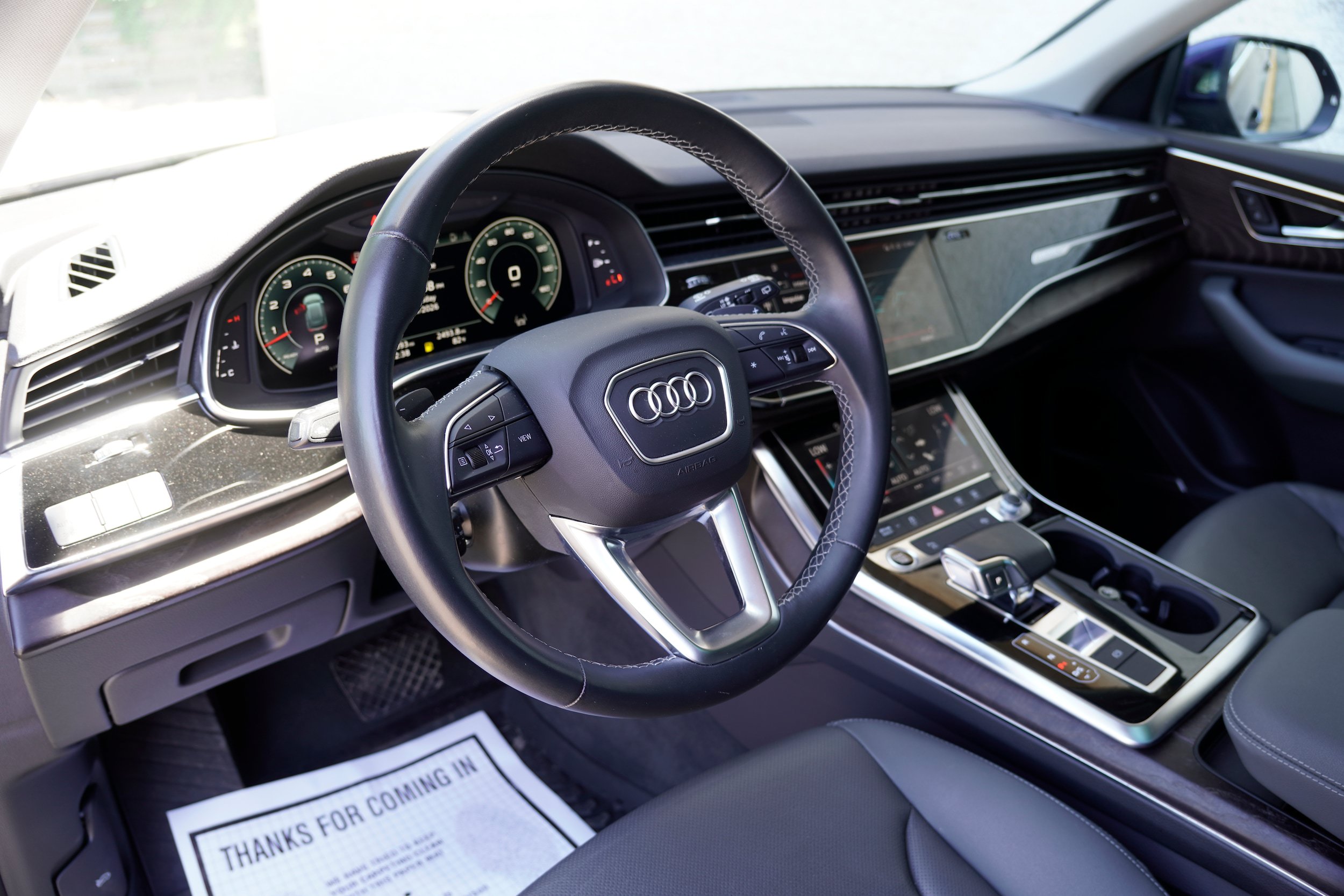 Used 2022 Audi Q8 Premium Plus AWD/4WD image 3
