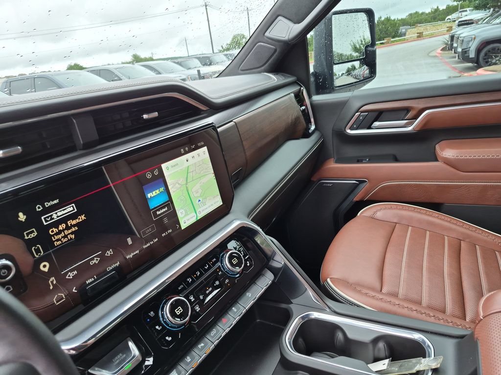 Certified 2025 GMC Sierra 2500 Denali Ultimate w/ Max Trailering Package AWD/4WD image 30