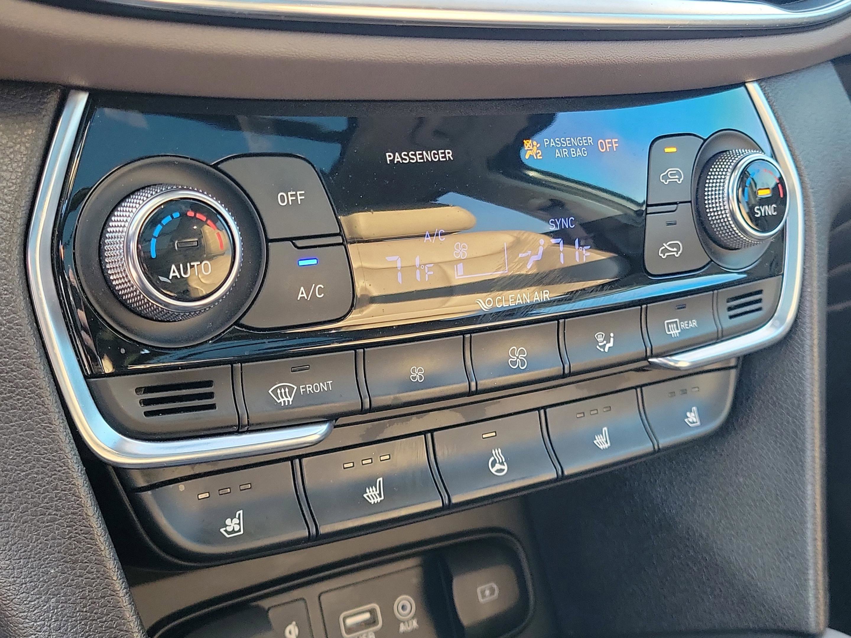 Used 2020 Hyundai Santa Fe Limited image 30