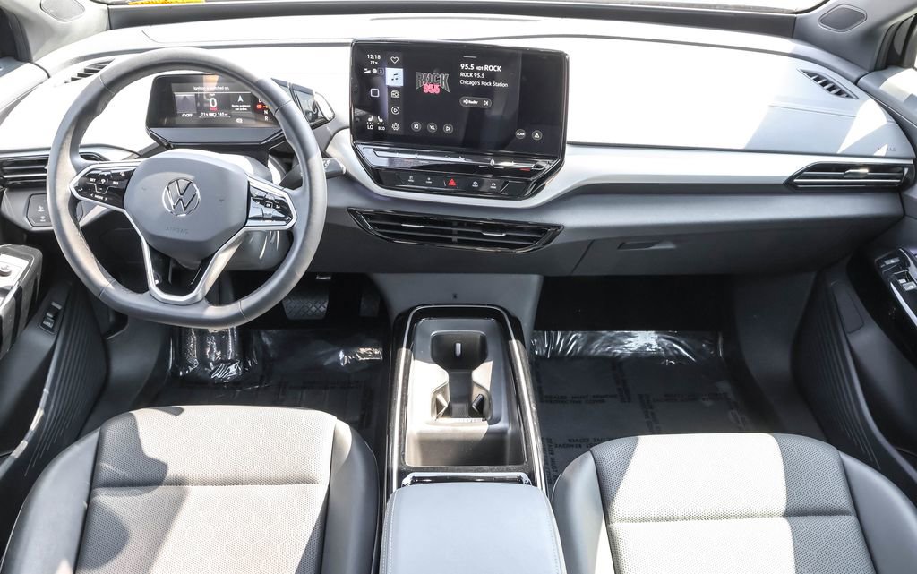 Certified 2023 Volkswagen ID.4 Pro S Plus image 32
