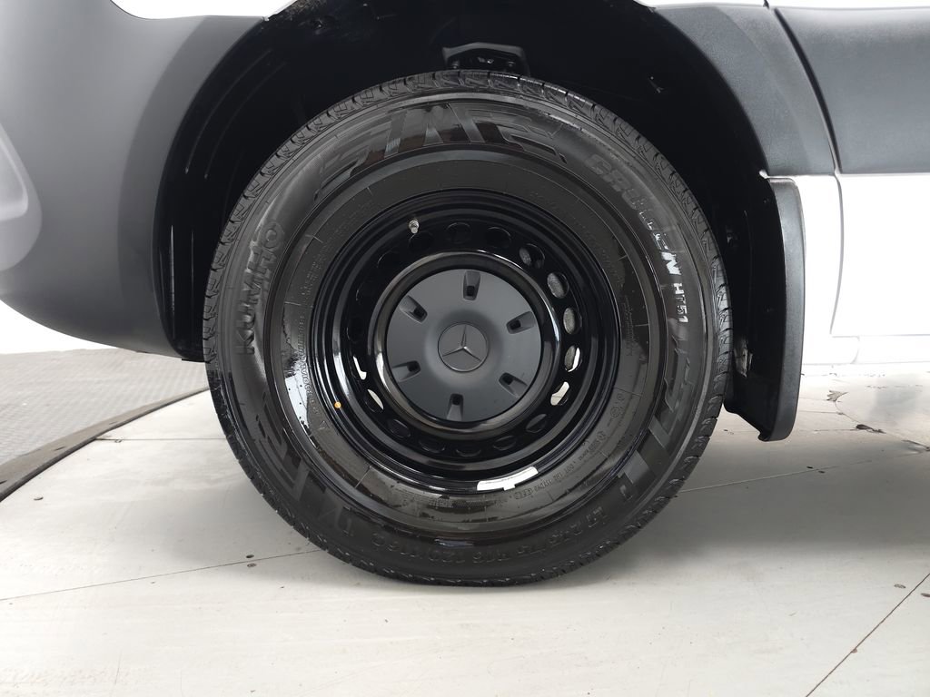 Used 2026 Mercedes-Benz Sprinter 2500 image 28