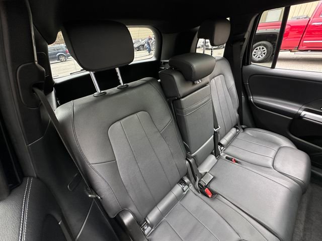Used 2020 Mercedes-Benz GLB 250 4MATIC image 40
