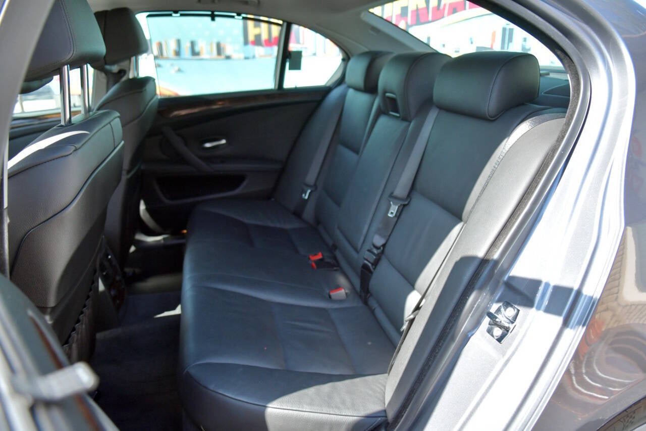 Used 2008 BMW 535xi Sedan w/ Premium Pkg image 18