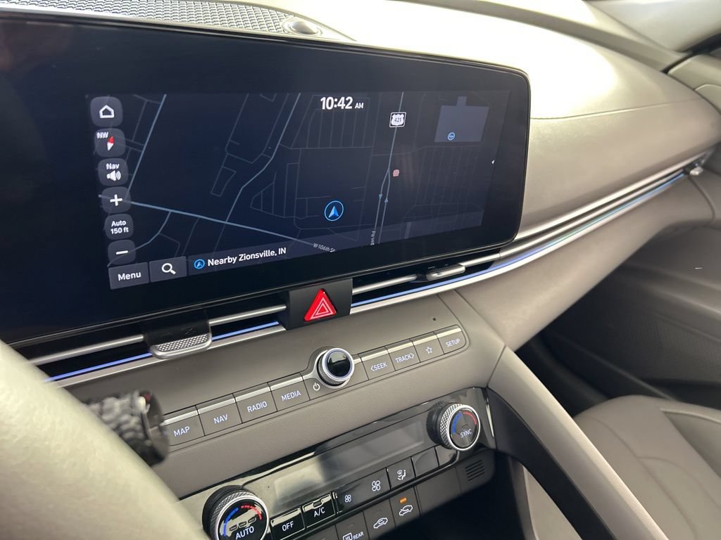 Used 2024 Hyundai Elantra SEL FWD image 23