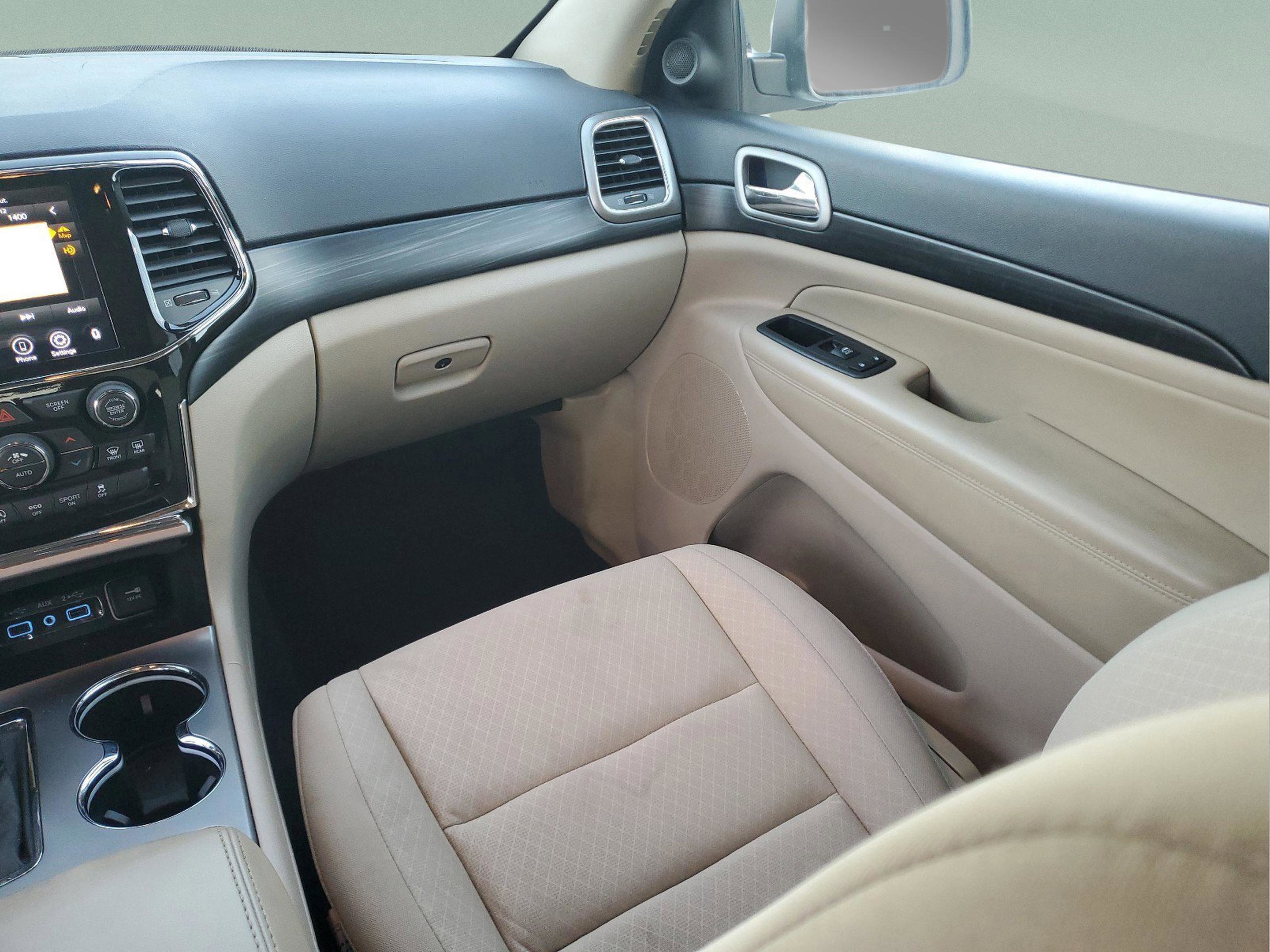 Certified 2022 Jeep Grand Cherokee Laredo E image 15