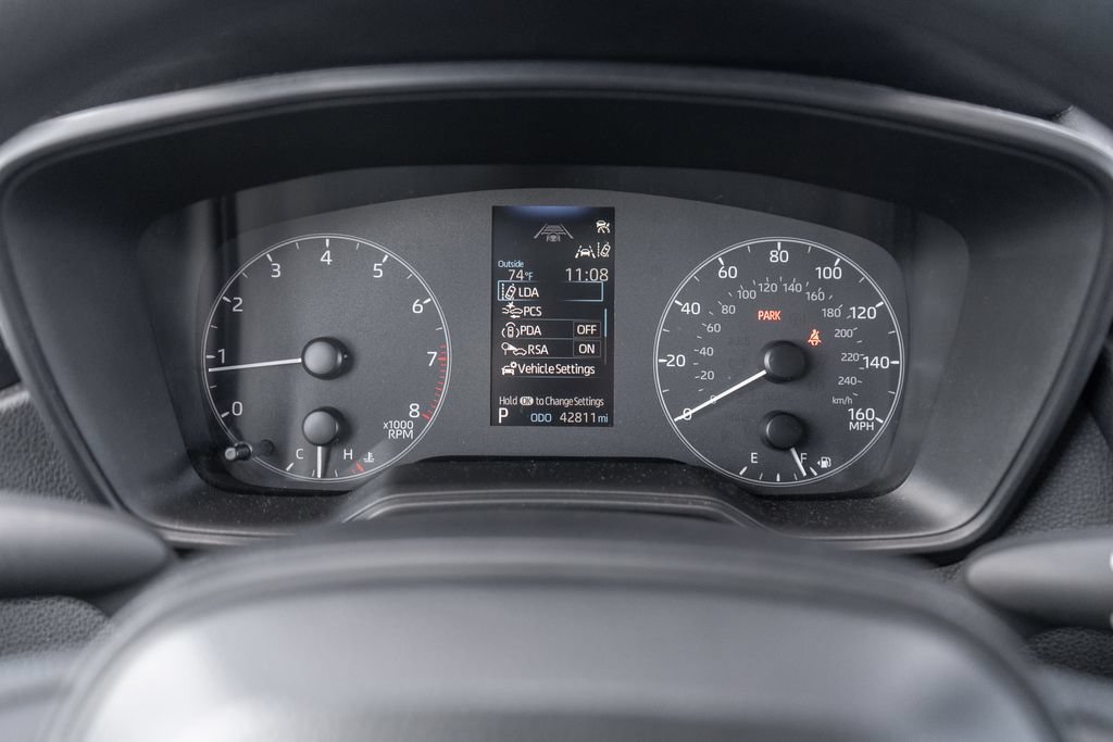 Used 2024 Toyota Corolla LE FWD image 23