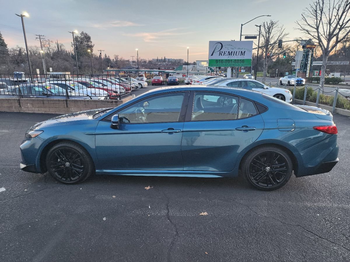 Used 2025 Toyota Camry SE w/ Multimedia Upgrade Package image 2