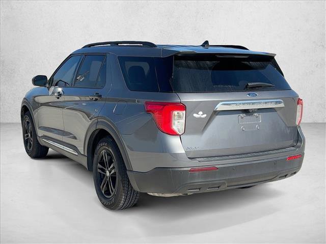 Used 2021 Ford Explorer XLT image 8