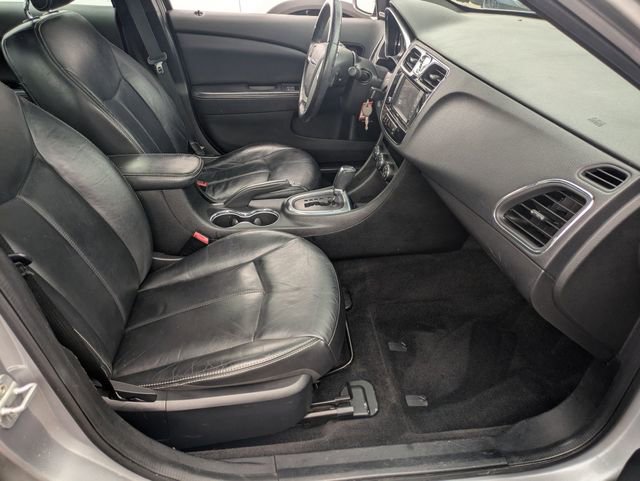 Used 2013 Chrysler 200 Limited w/ Sun/Sound Group FWD image 25