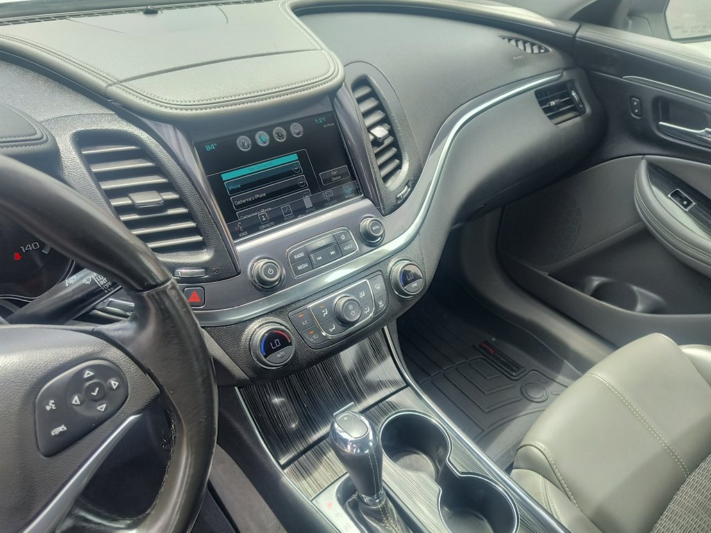 Used 2016 Chevrolet Impala LT FWD image 15