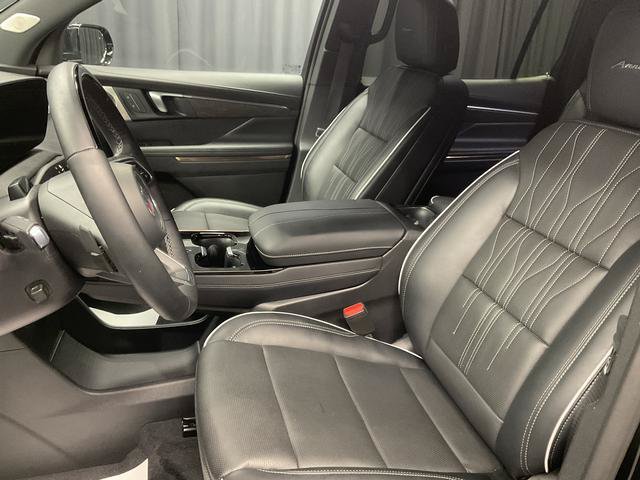 Used 2026 Buick Enclave Avenir w/ Super Cruise Package AWD/4WD image 15