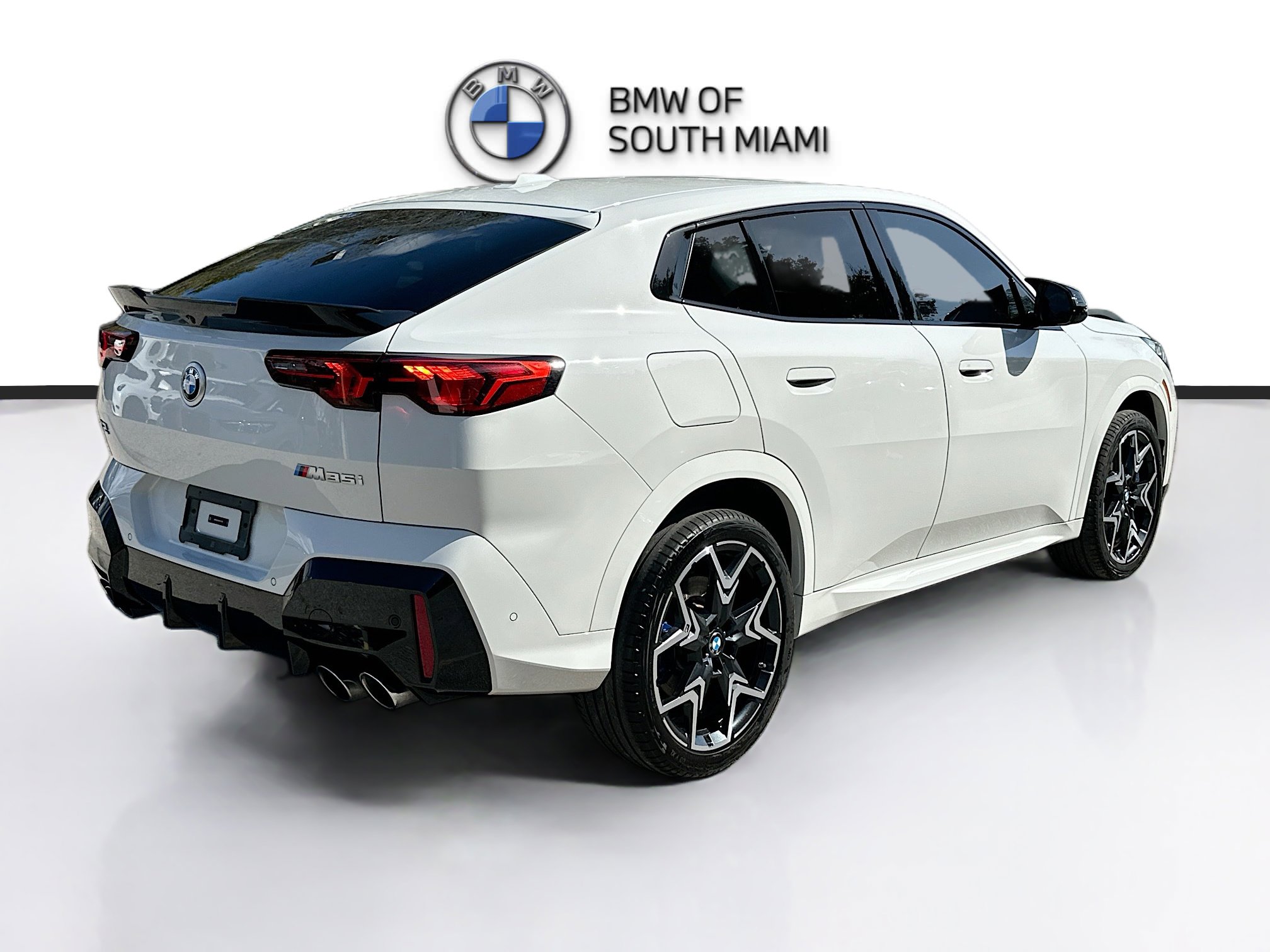 Used 2024 BMW X2 M35i image 7