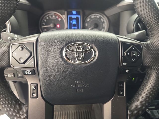 Used 2020 Toyota Tacoma TRD Off-Road w/ Technology Package AWD/4WD image 29