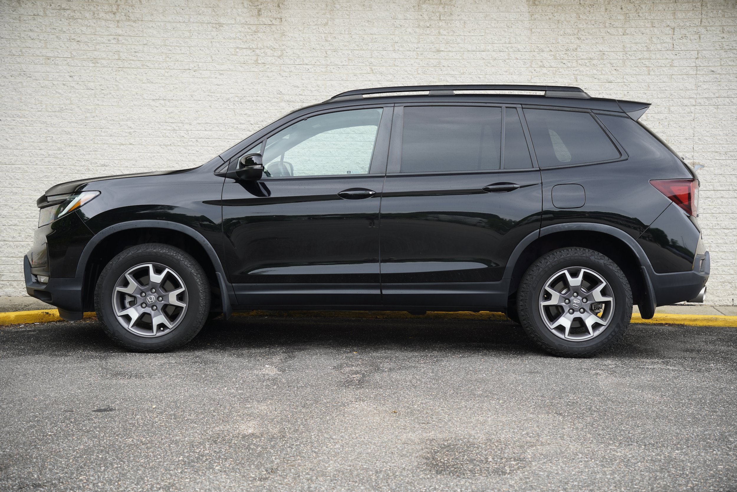 Used 2022 Honda Passport TrailSport image 4