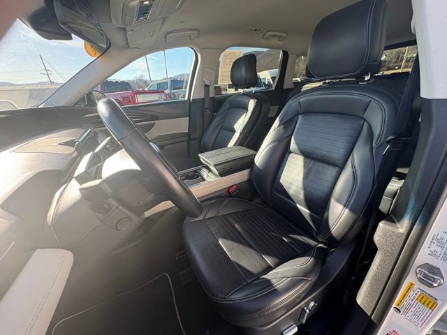 Used 2024 Lincoln Nautilus Reserve image 29