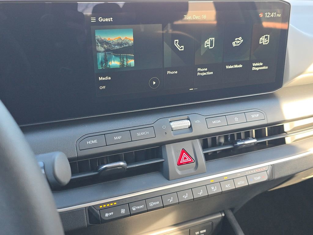 New 2025 Kia K4 LXS image 23