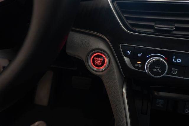 Used 2018 Honda Accord Touring image 26