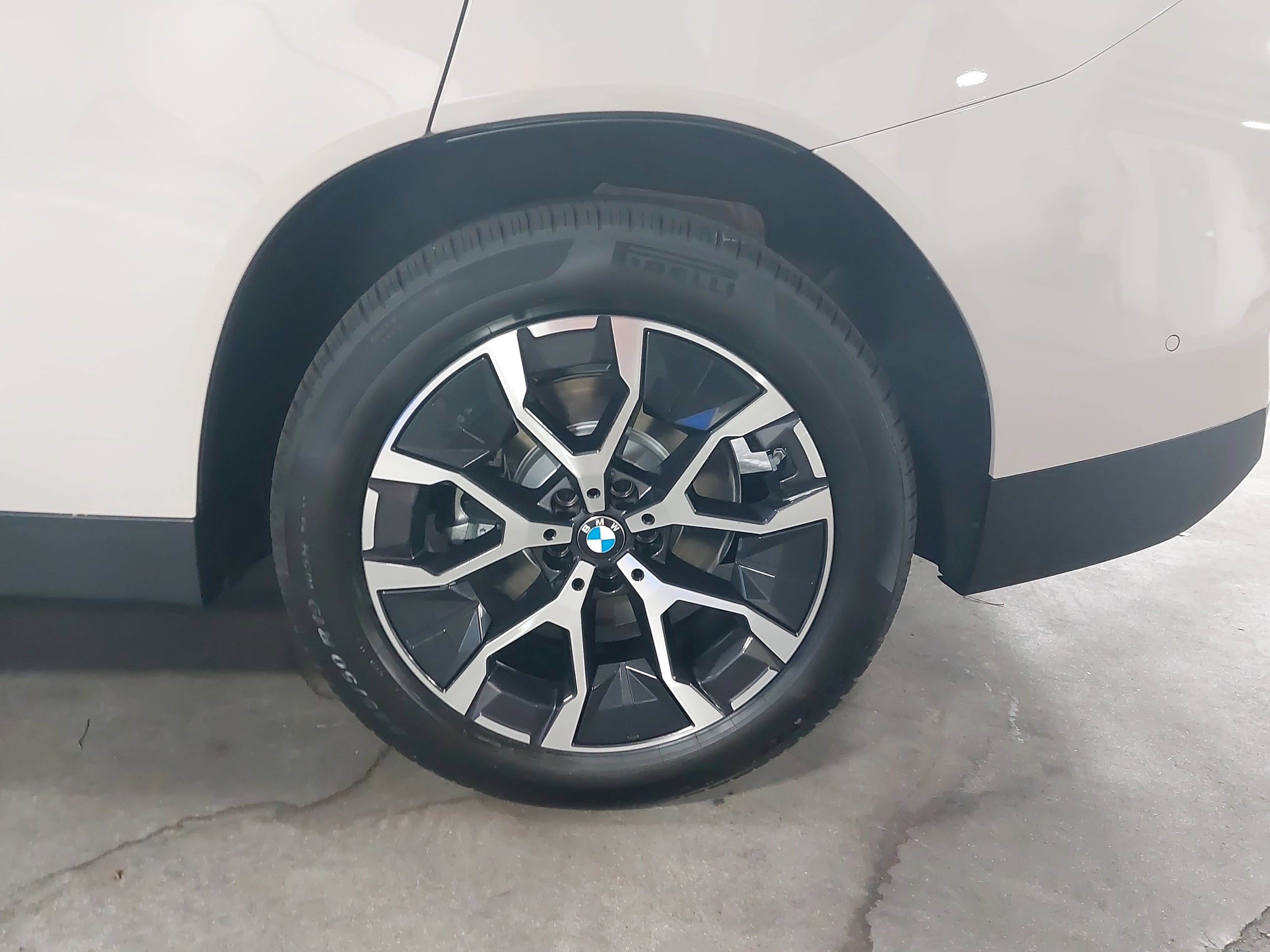 Certified 2025 BMW X3 xDrive30i w/ Premium Package image 34