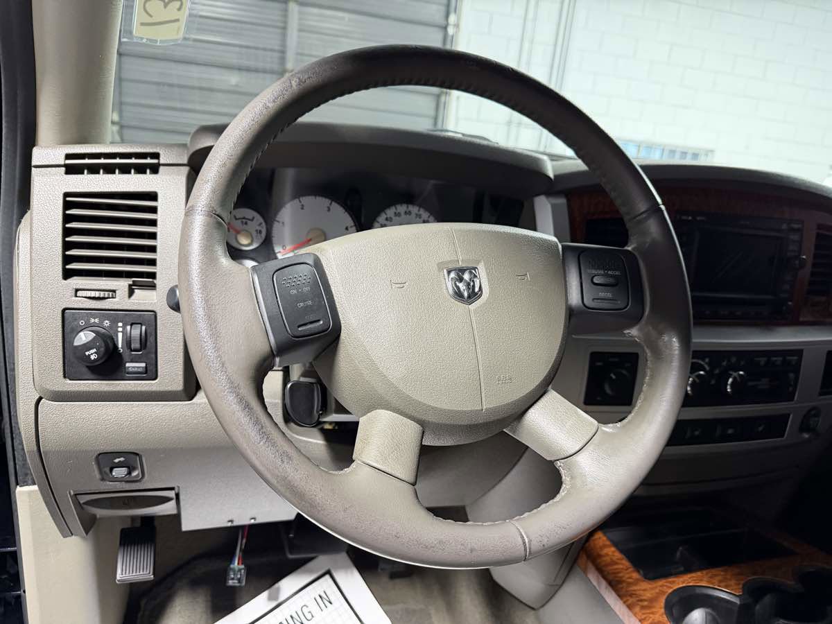 Used 2006 Dodge Ram 3500 Truck Laramie w/ Protection Group image 19