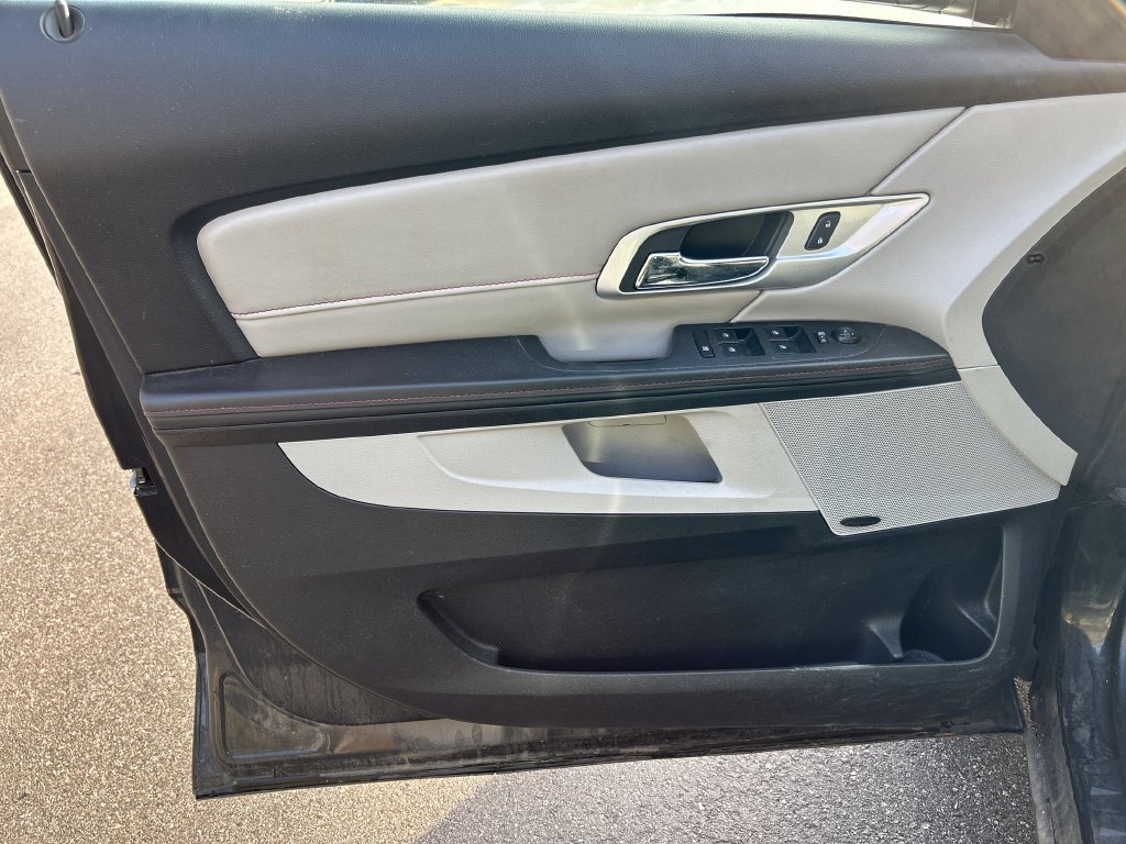 Used 2014 GMC Terrain SLE AWD/4WD image 13