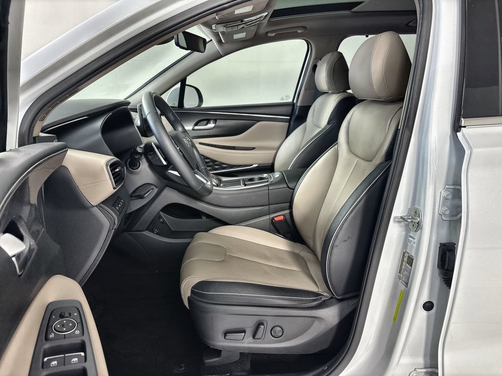 Used 2022 Hyundai Santa Fe SEL w/ Convenience + Premium Package FWD image 12