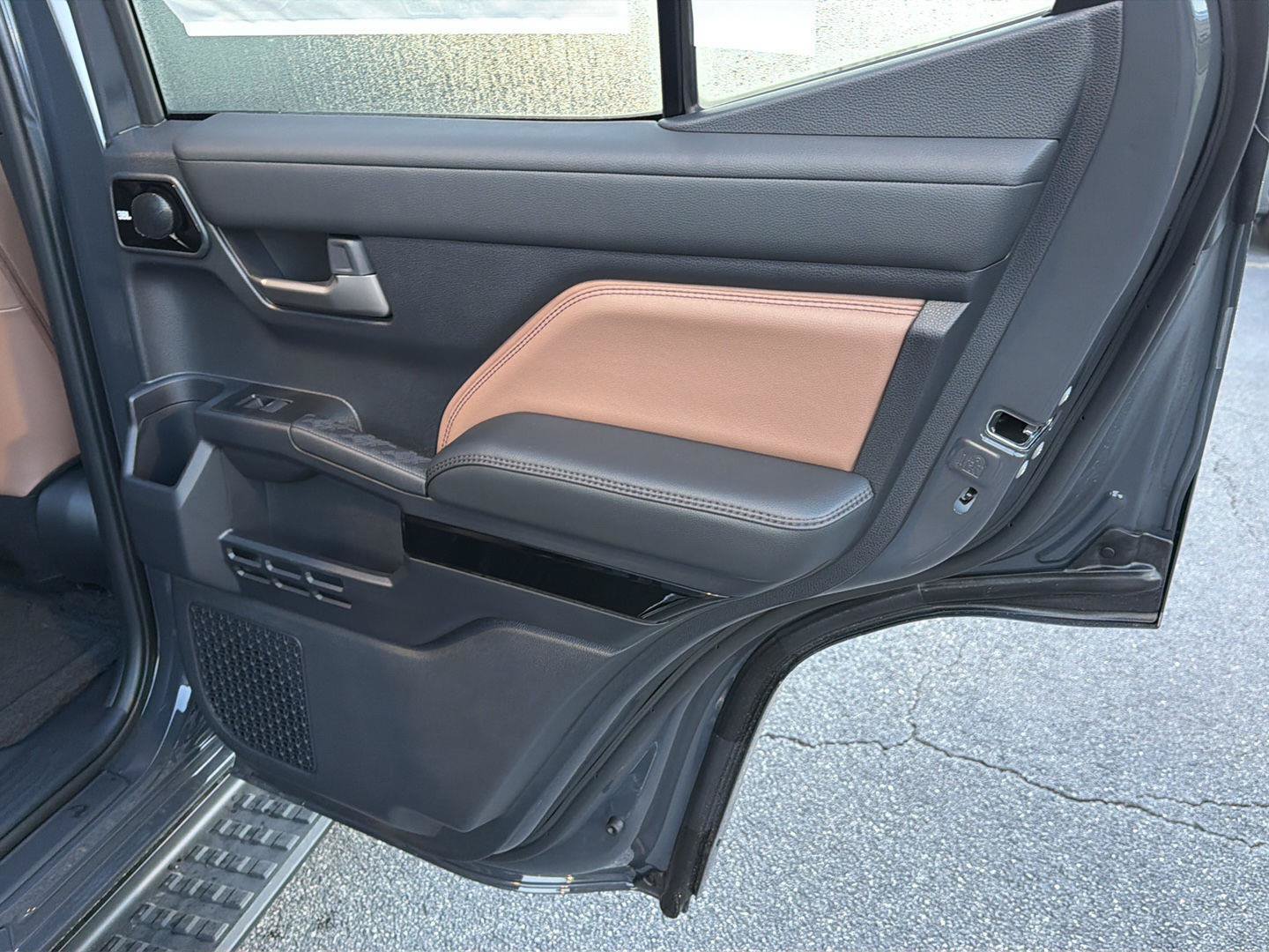 New 2026 Toyota 4Runner Limited AWD/4WD image 16