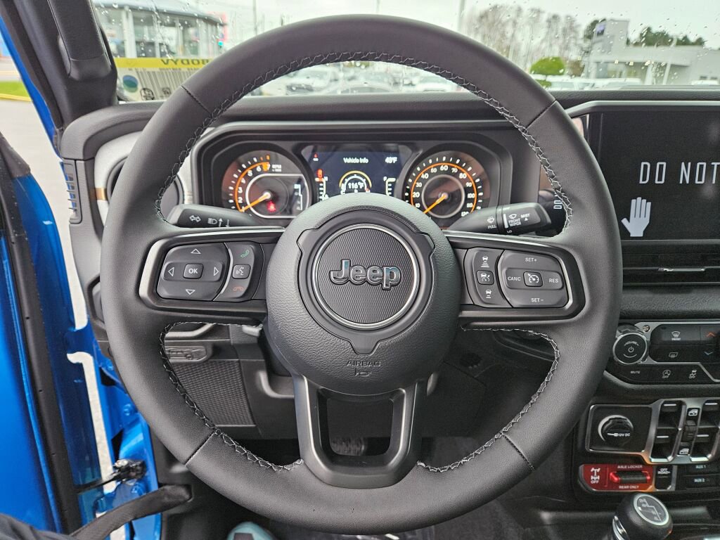 New 2026 Jeep Gladiator Sport AWD/4WD image 16