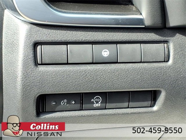 Certified 2023 Nissan Rogue SV image 20