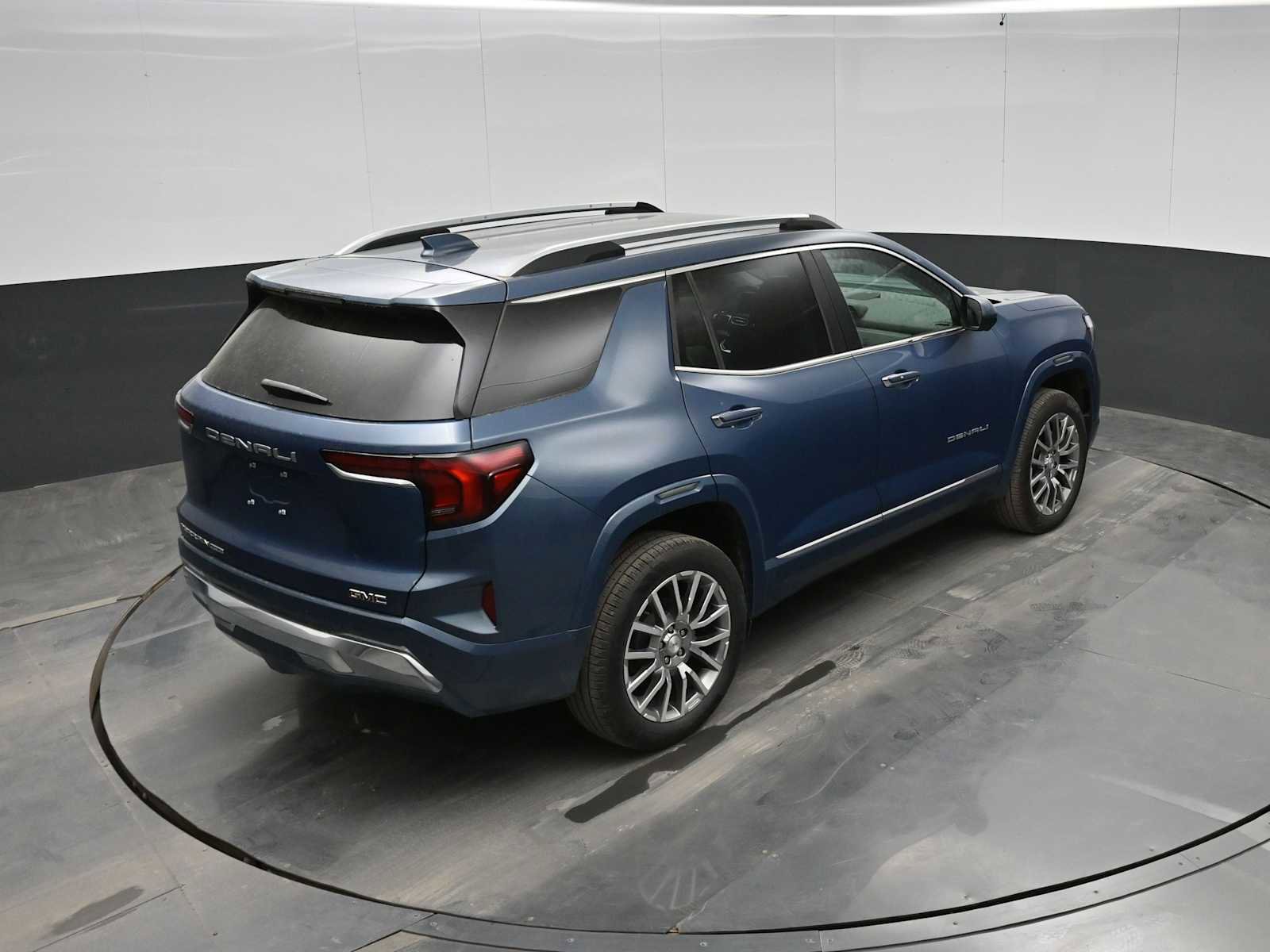 New 2026 GMC Terrain Denali AWD/4WD image 29