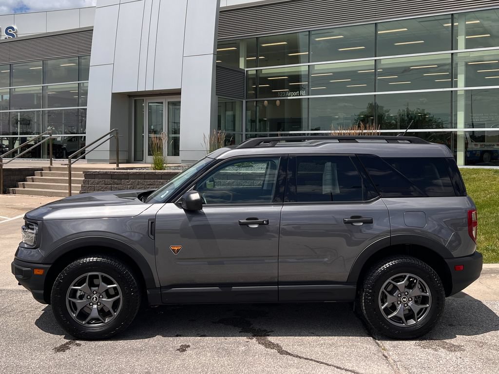 Used 2023 Ford Bronco Sport Badlands AWD/4WD image 3