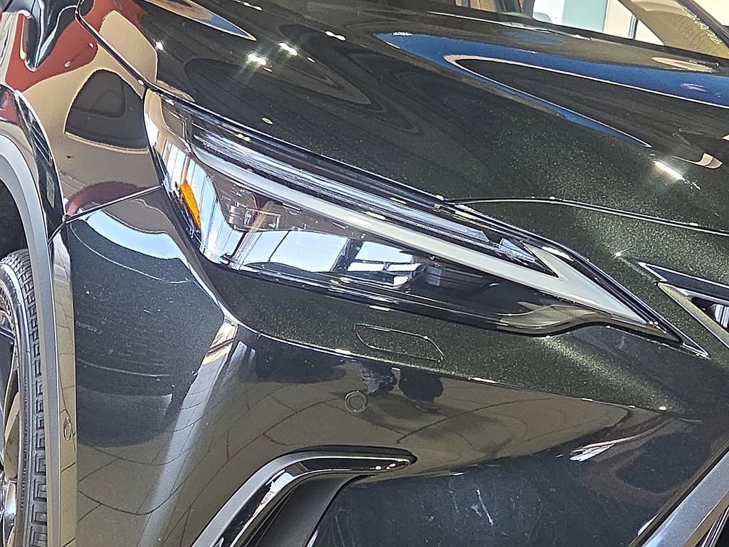 Used 2025 Lexus NX 450h+ AWD w/ Accessory Package (2T) image 8
