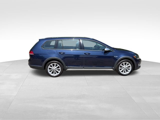 Used 2019 Volkswagen Golf Alltrack S AWD/4WD image 2