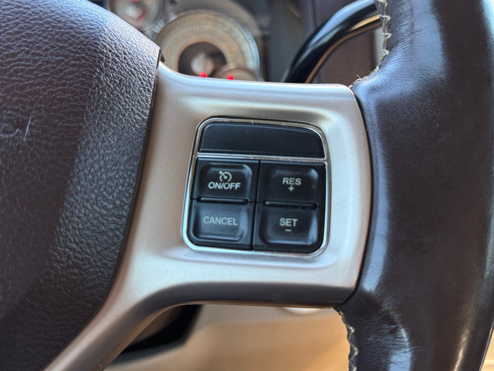 Used 2016 RAM 3500 Laramie Longhorn AWD/4WD image 19